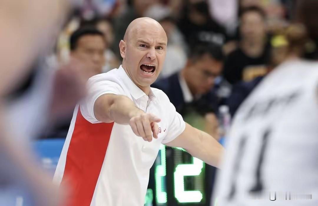 4. 四川女篮全运决赛将战广东女篮主教练称全力以赴：11月14日四川女篮胜江苏