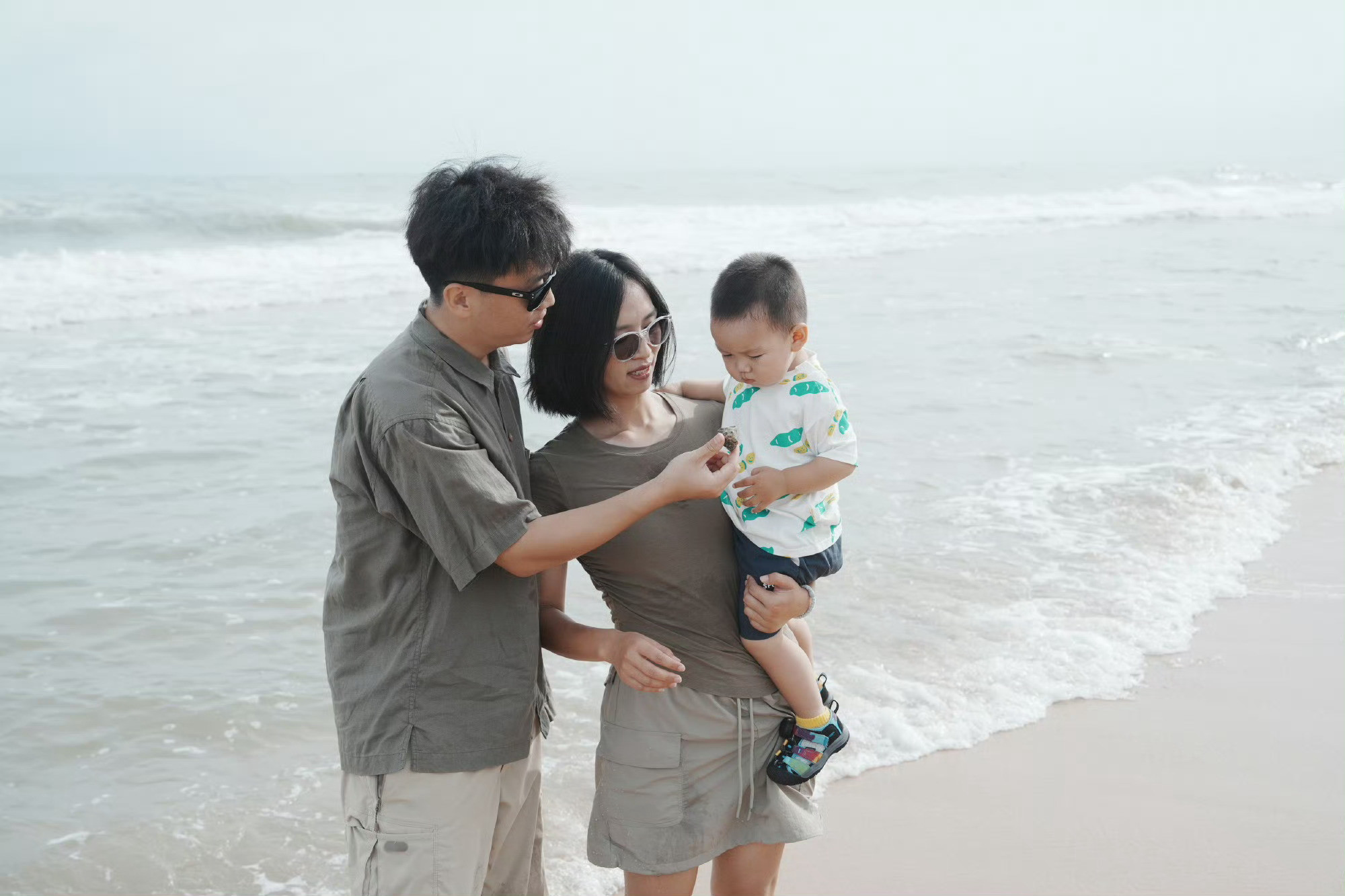 元旦请3休8原来放假就想出去各种玩，到处旅行现在放假就想好好陪陪娃最完美就是带娃