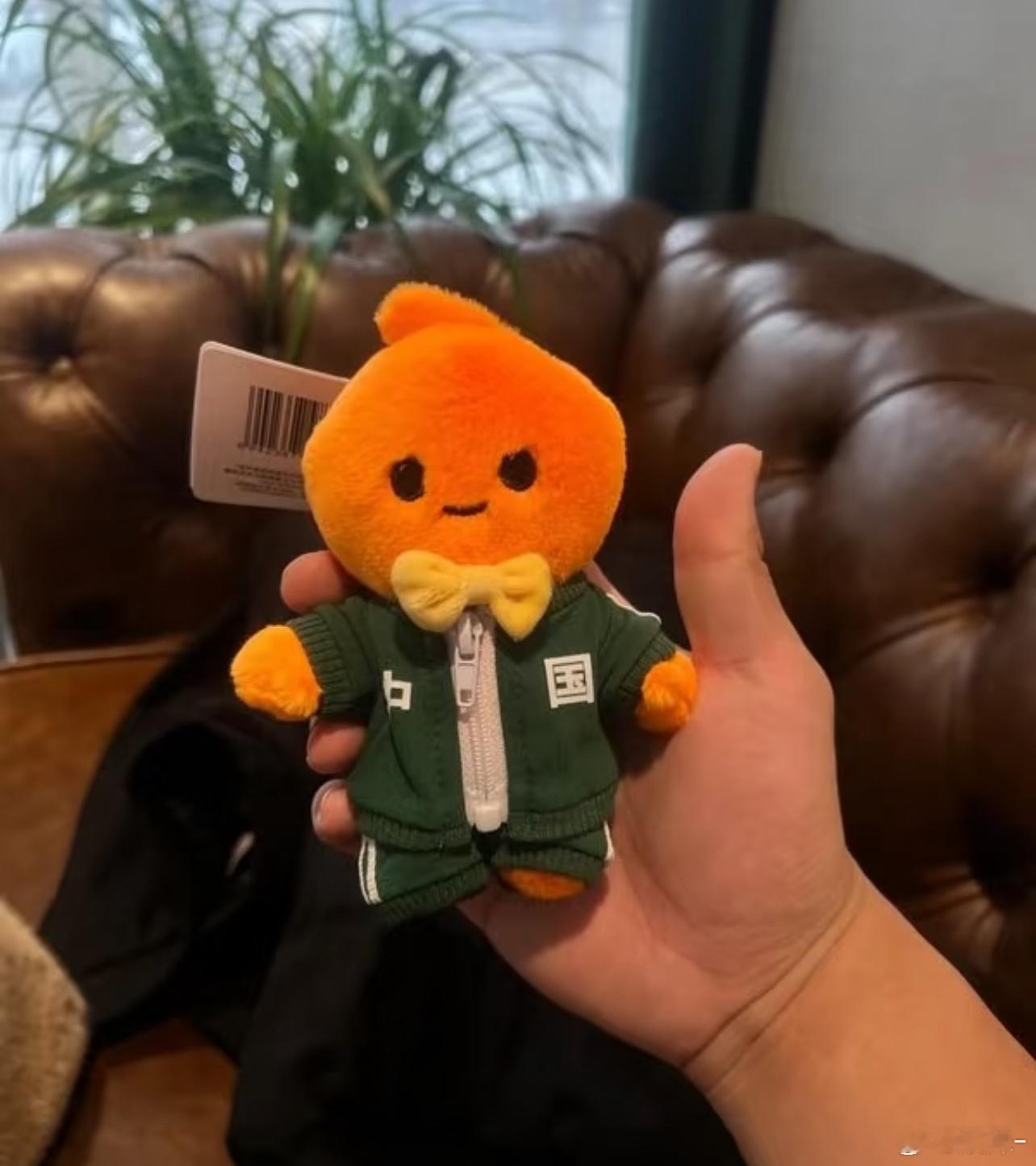 微博之夜被人扒出来每个艺人的娃娃都不一样，是根据艺人特质或造型特别定制的娃衣，蛮