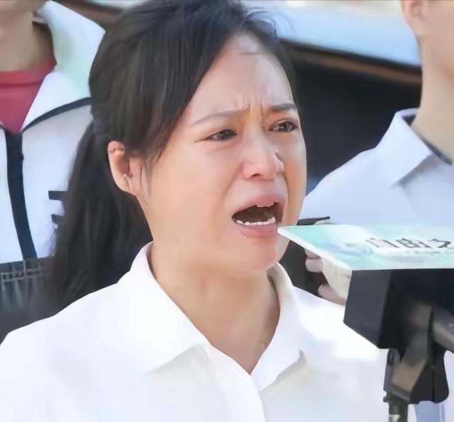 “中国越制裁我，我就越反华！”这话谁说的？一个被吊销执照、冻结账户、踢出律师圈的