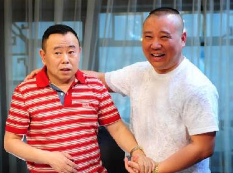 2016年，郭德纲拍戏请潘长江客串，3天后拍完，郭德纲给了潘长江60万，不料潘长