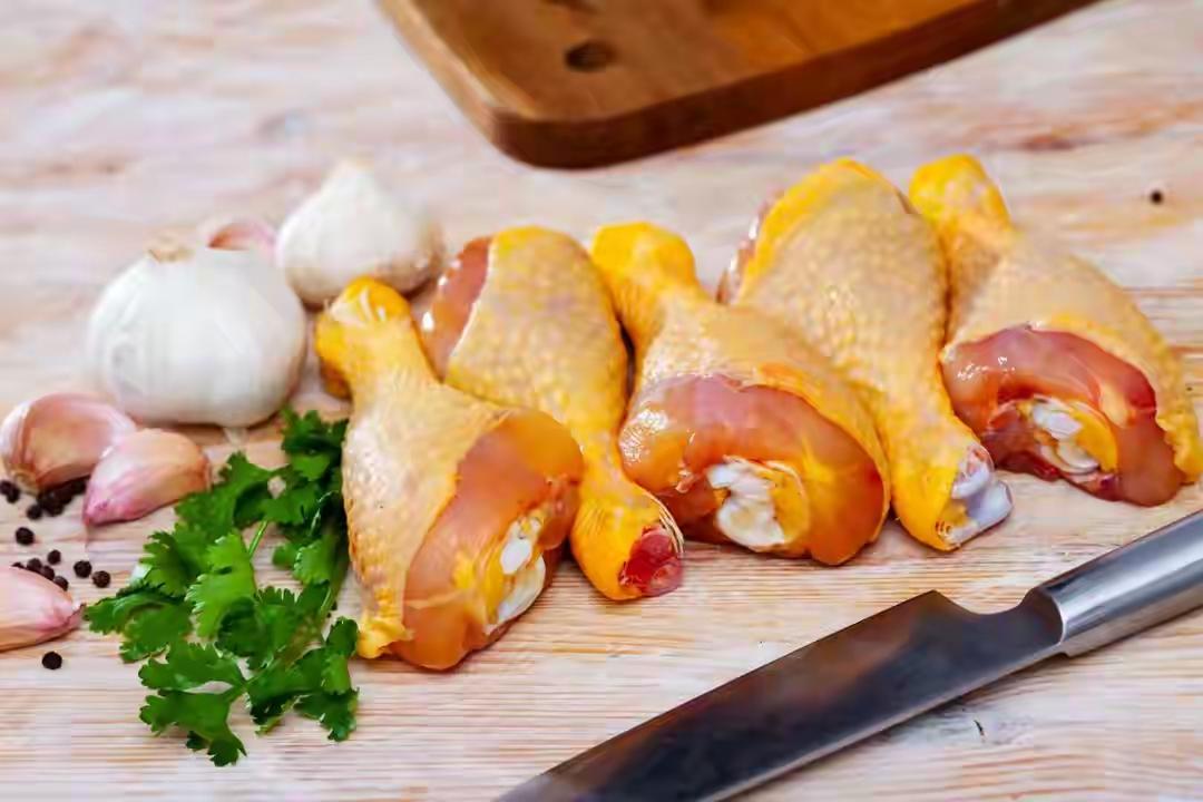 中国癌症高发，是鸡肉吃多了？提醒：这3种肉，确实要少吃“鸡肉致癌”这四个