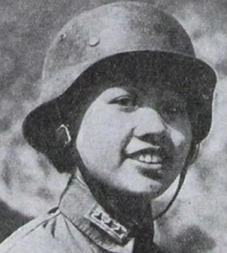 1942年，廖耀湘听说远征军中有一个女兵活着走出了野人山，那可是活生生“吞噬”了