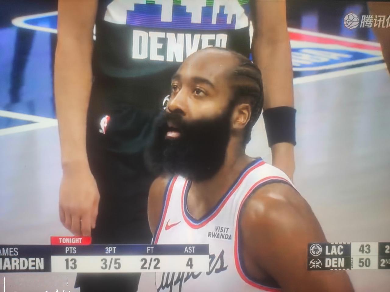 快船输的服吗？NBA常规赛，快船和掘金精彩对决！像是上赛季季