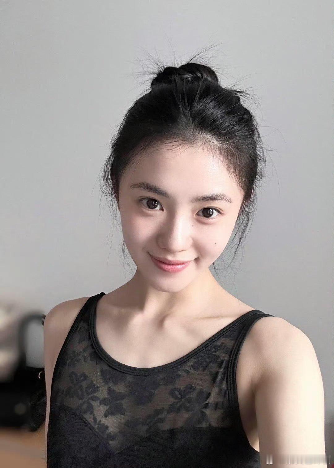 刘浩存我想象中扎丸子头的样子存子要美晕全世界了！！！