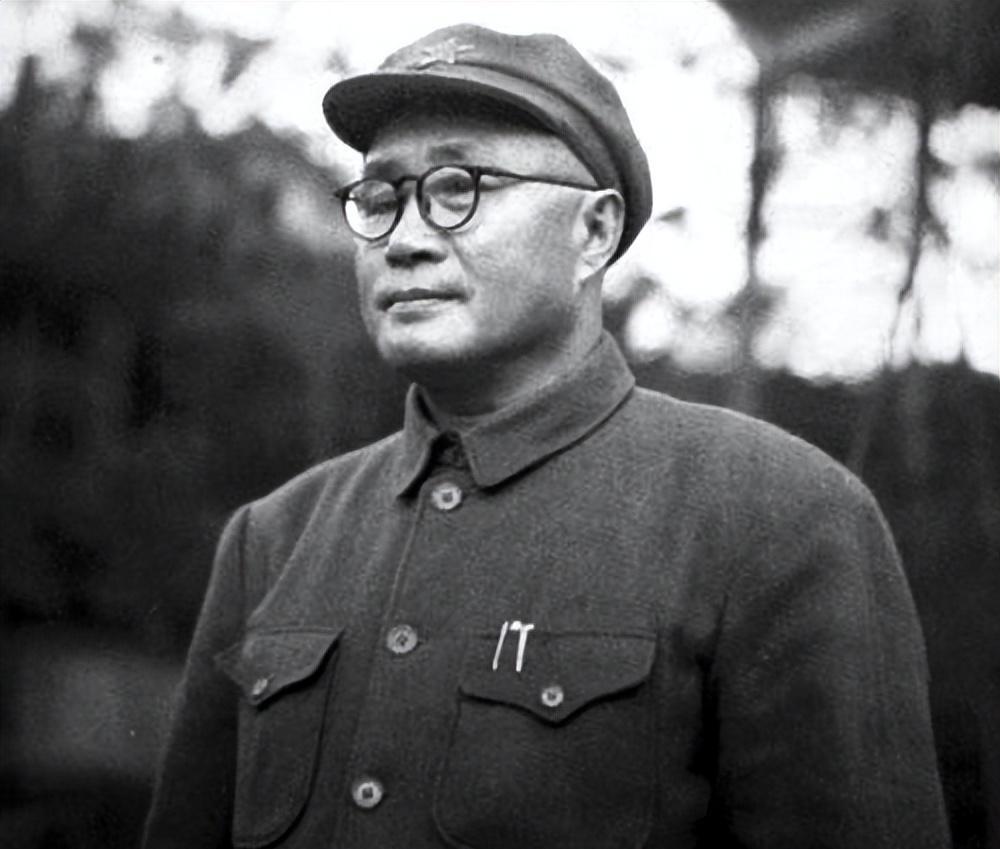 南昌起义失利后，朱德率领一部分起义部队继续转战，后来又登上了井冈山，保留下了革命