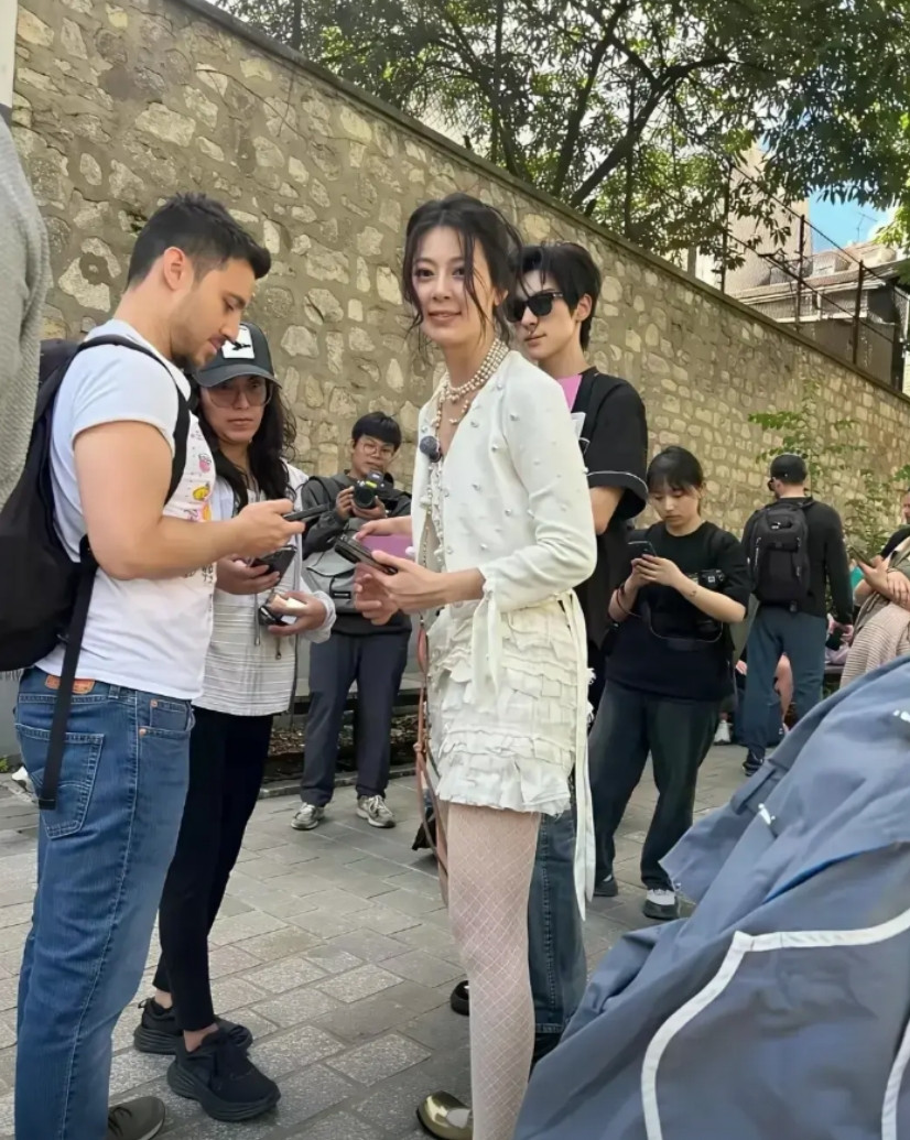 知道她的人，估计都40了
