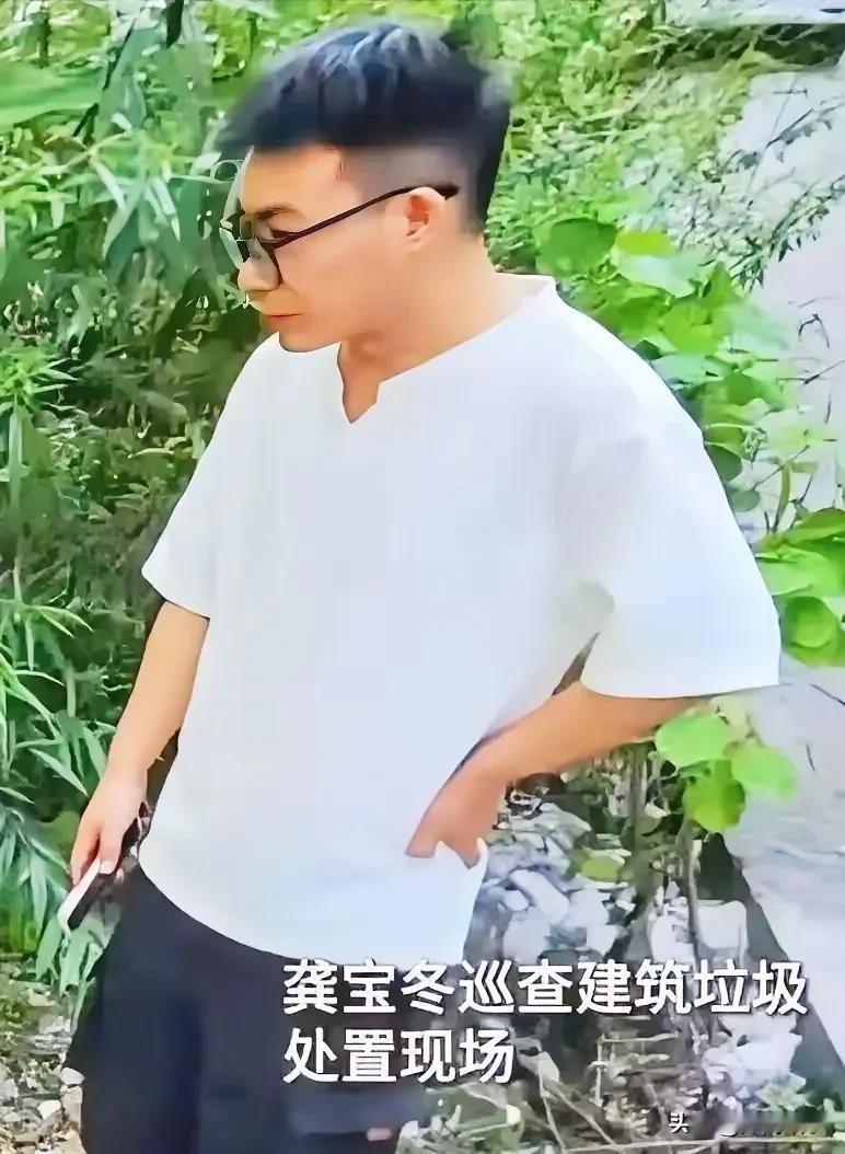 彭水县失联的20岁网格员，据说刚刚考公上岸，是西南师大高材生，截至目前还没找到。