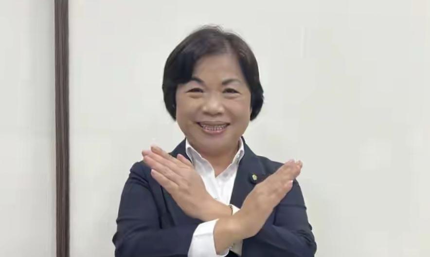 杨琼樱正式对江启臣发起进攻，杨琼樱在昨天的妇女节表示，她接下来要办两次造势活动，