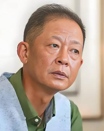 王志文说了一段很通透的话：“和周围人搞好关系的秘诀就是：不分享喜悦，不炫
