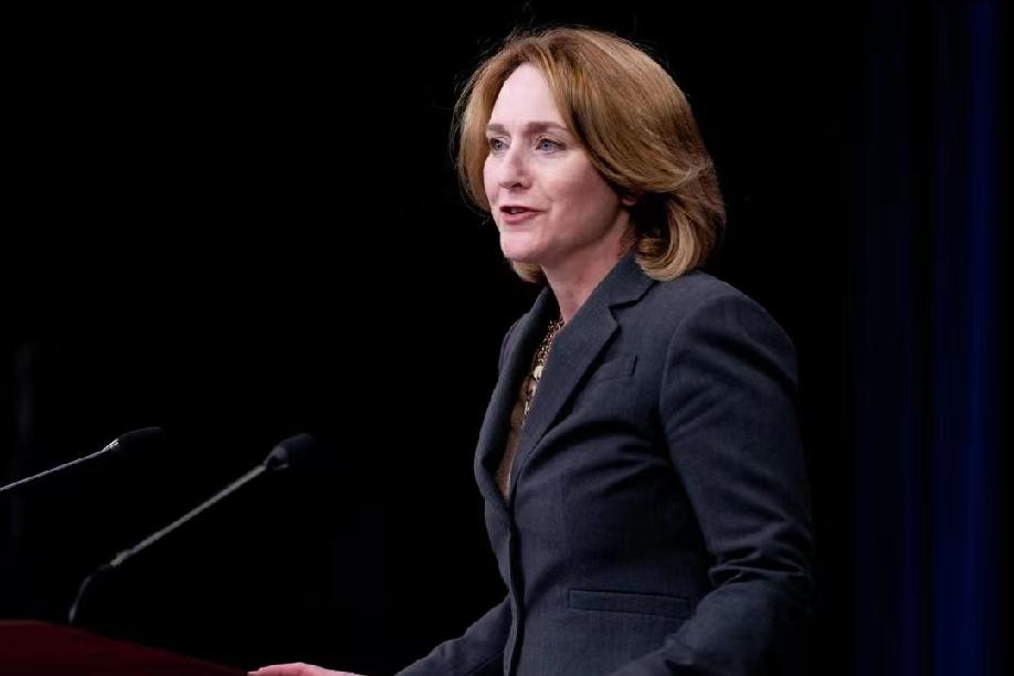 昨天，美国战争部副部长希克斯对媒体说:“俄罗斯因乌克兰战争拖累已无法威胁美国，中