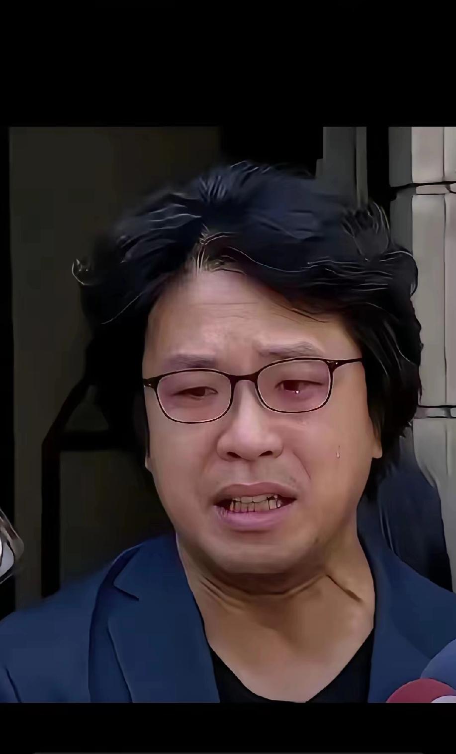 家人们快看这场大型“打脸现场”！前脚刚喊完“台湾人不在怕”的沈伯洋，转头就哭