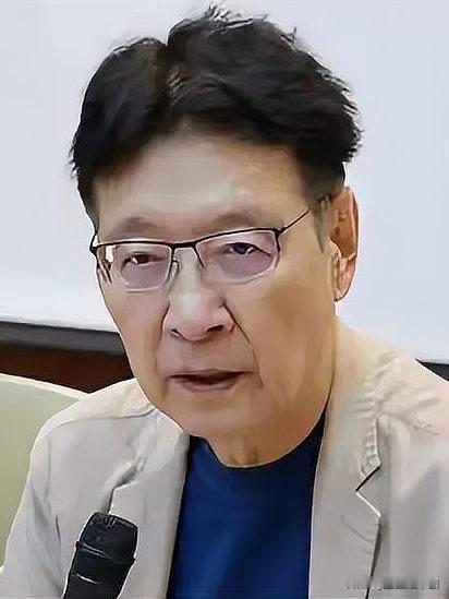 你骂赵少康了吗？台湾有个恨国党叫赵少康，很喜欢装逼，整天就他聪明，这个不好