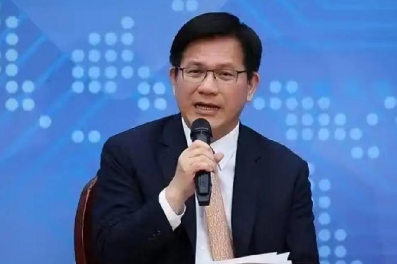 4月3日，林佳龙对媒体说:“高市早苗与马克龙举行峰会后，日法两国首度以联合声明方