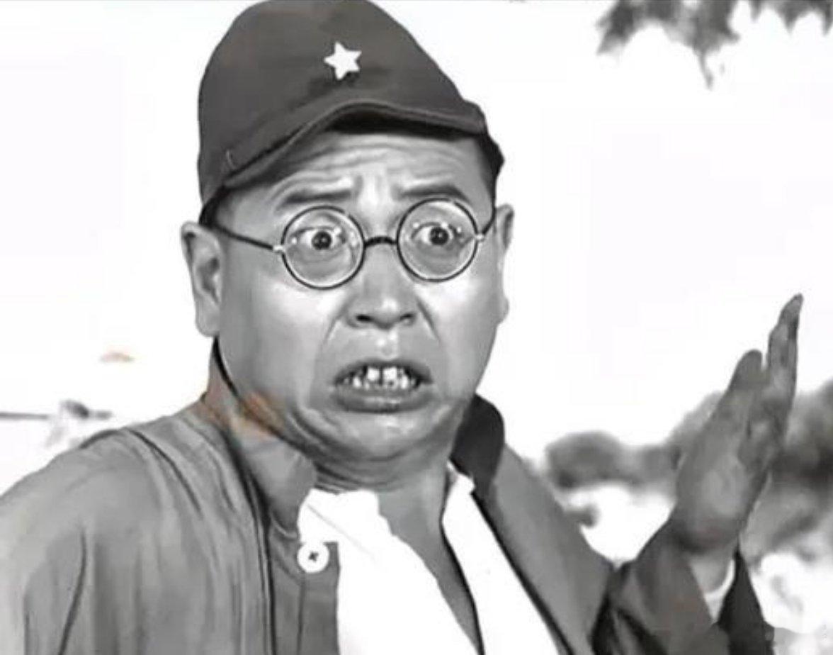 笑死了[捂脸哭]！这家伙技术上不自信。非常虚。生怕别人说自己没技术没核心就是个组装
