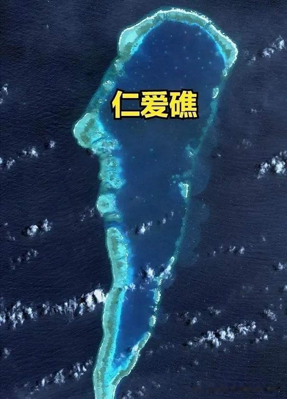 中国海警6分钟硬核驱离菲侵权船！仁爱礁是中国的！菲军方侵闯还敢泼不明液体、