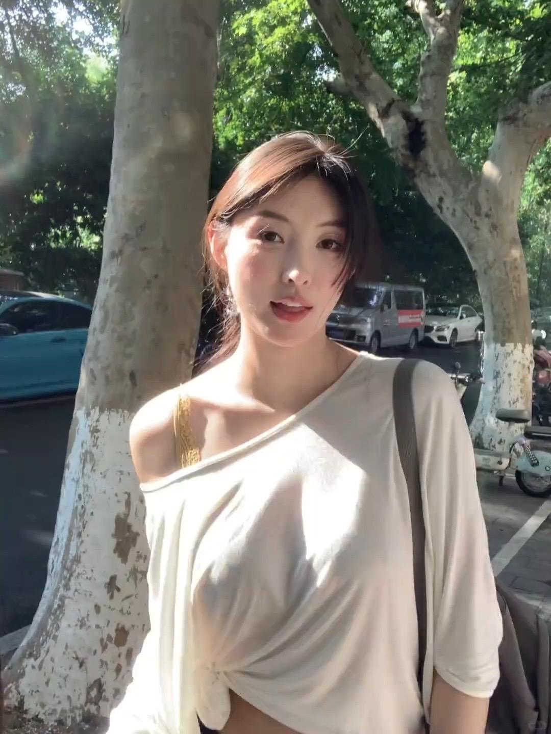哇吼哇吼