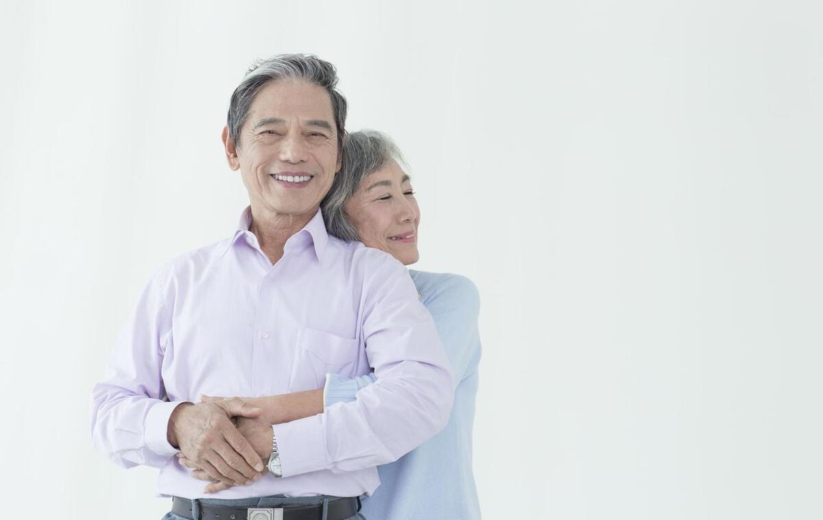 60岁后的老人，有没有性生活，差别会很大？医生：3个误区需纠正老年人的性生活