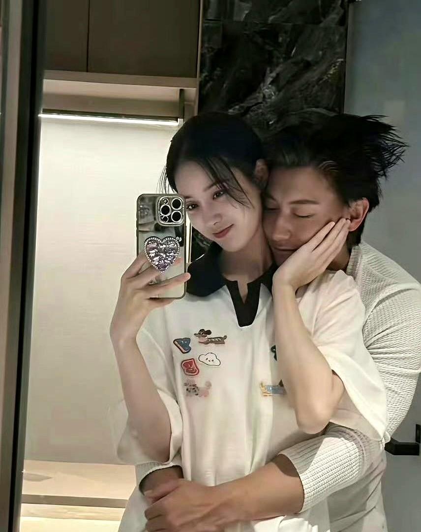 黄子韬对徐艺洋，真是爱到骨子里了！他俩这感情，一点不藏着掖着。从老板和员工，