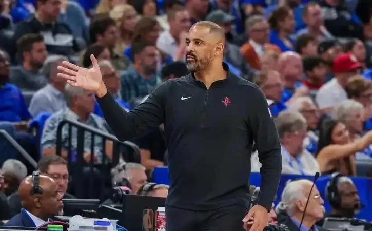 谁能想到火箭主帅乌度卡会成为当今NBA的香饽饽？今天美国名记ChrisMann