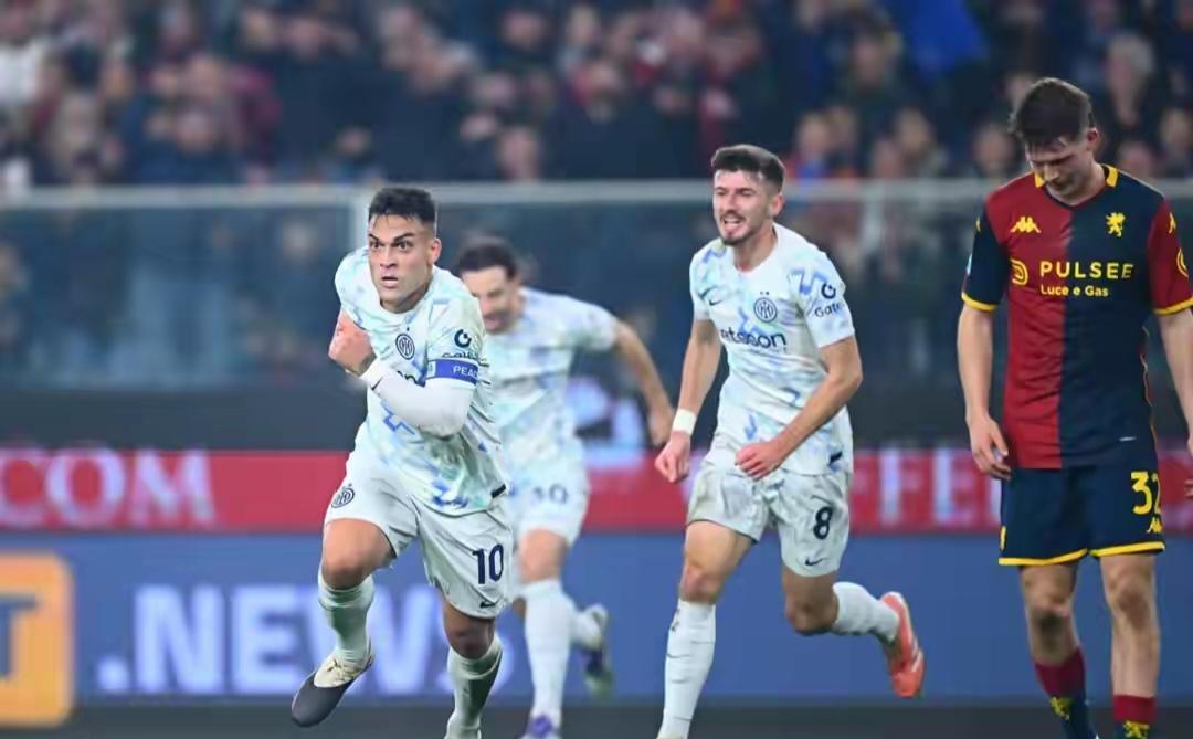 国米队长劳塔罗·马丁内斯正寻求新挑战，媒体报道新挑战的球队居然是巴塞罗那？报道言