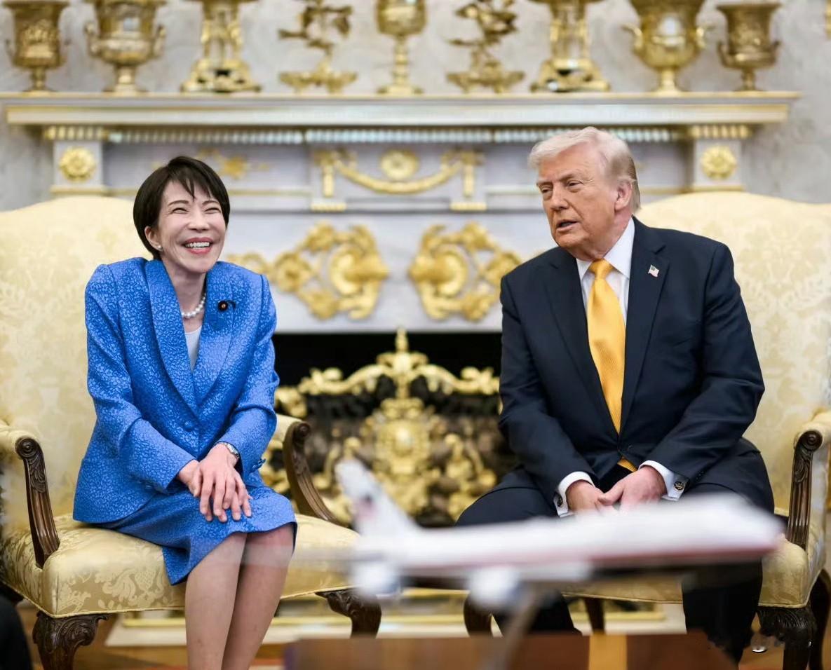 日本瑟瑟发抖！8月19日，日本媒体在报道称，特朗普下令要求美国防长赫格塞斯压缩今