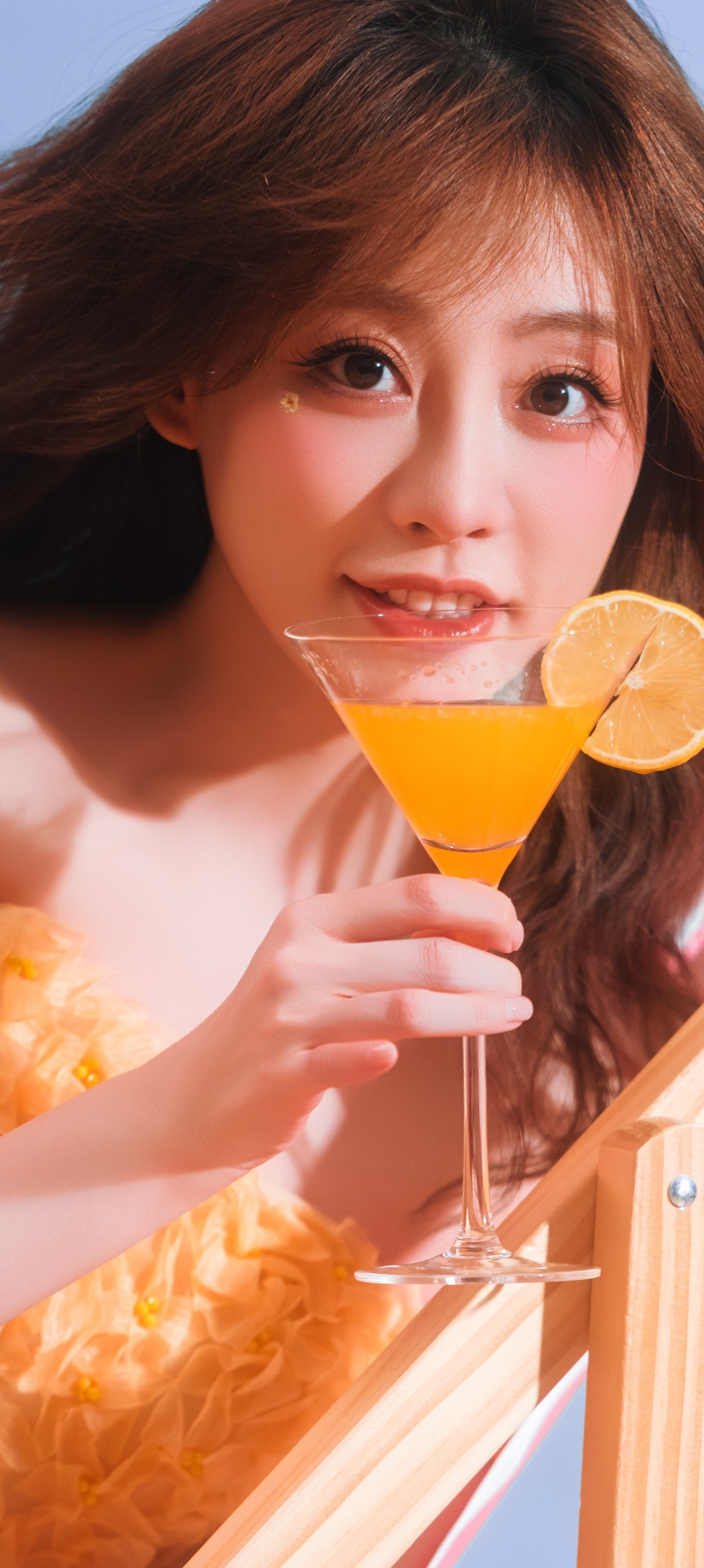 祝绪丹夏日裙装穿搭壁纸少女感