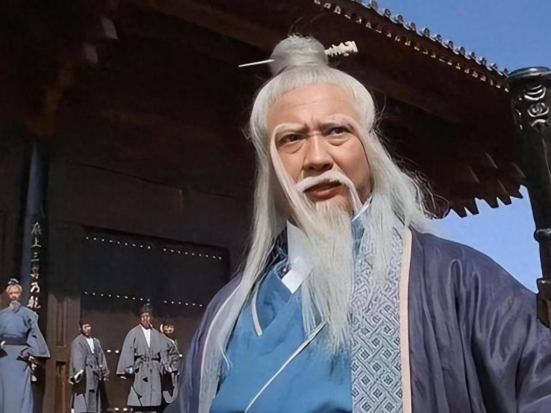 金庸武侠中，张三丰真的是第一人，无人能比肩吗？这两天跟个金庸武侠书友讨论张三