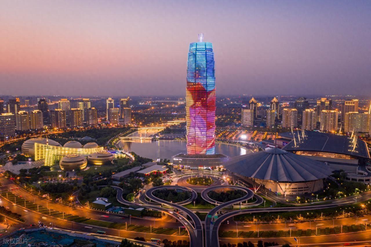 大量韩国游客涌入郑州，打着旅游幌子不去旅游不吃美食，为啥来？ 郑州机场，