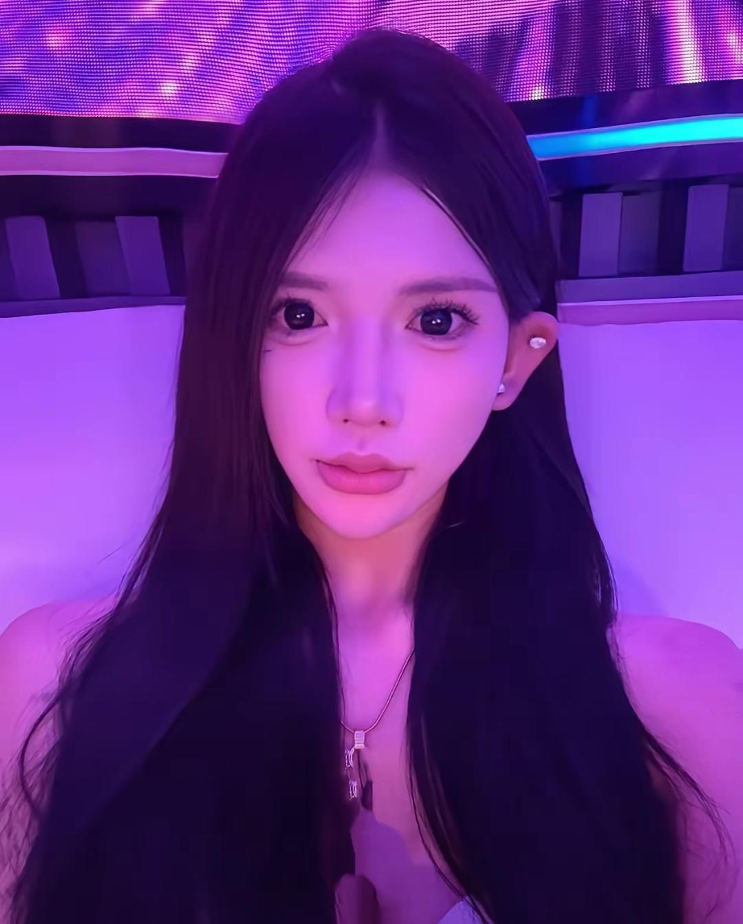 谁看了不脊背发凉！20岁网红Umi20天从柬埔寨“一枝花”，变成被弃路边、精神恍