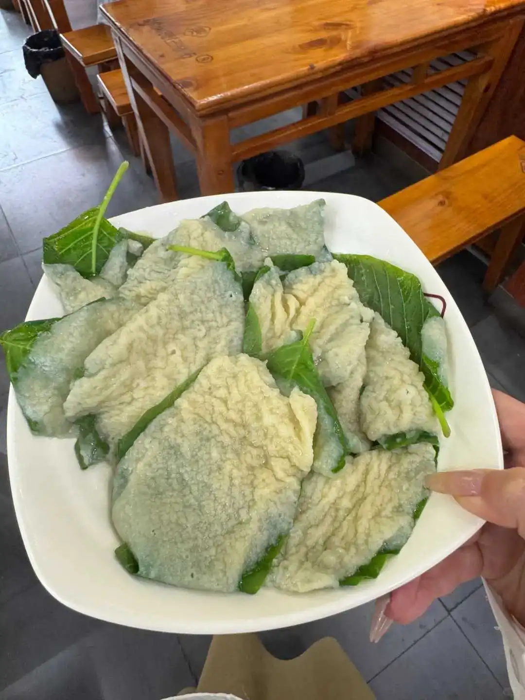 桑树叶，特别好吃的桑树叶。这个菜叫什么？