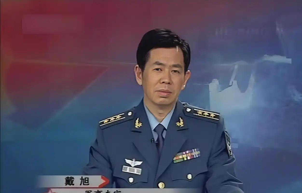 该亮剑了。中国坐拥再多航母五代机也没用！戴旭曾经早就点破了十分现实的难题：面对外