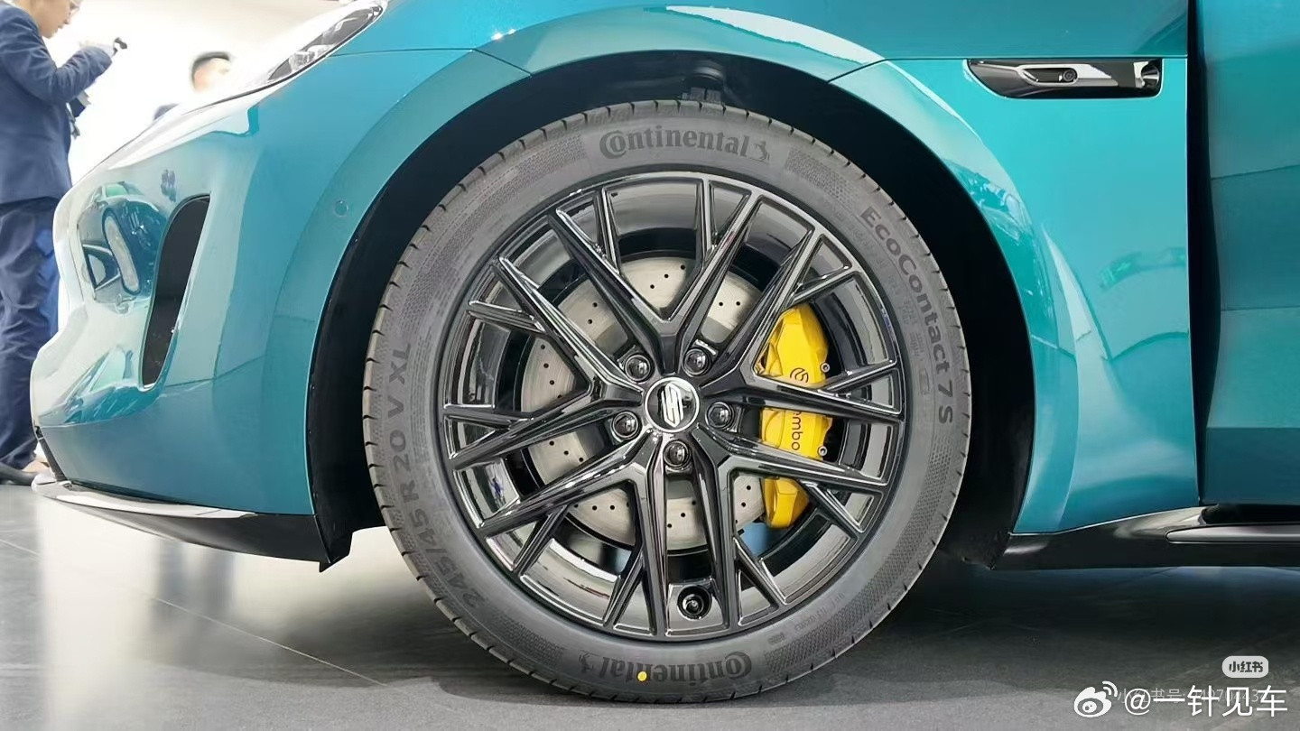 晚山新绿尚界Z7T！这个颜色大家喜欢吗？尚界z7全系标配896线激光雷达