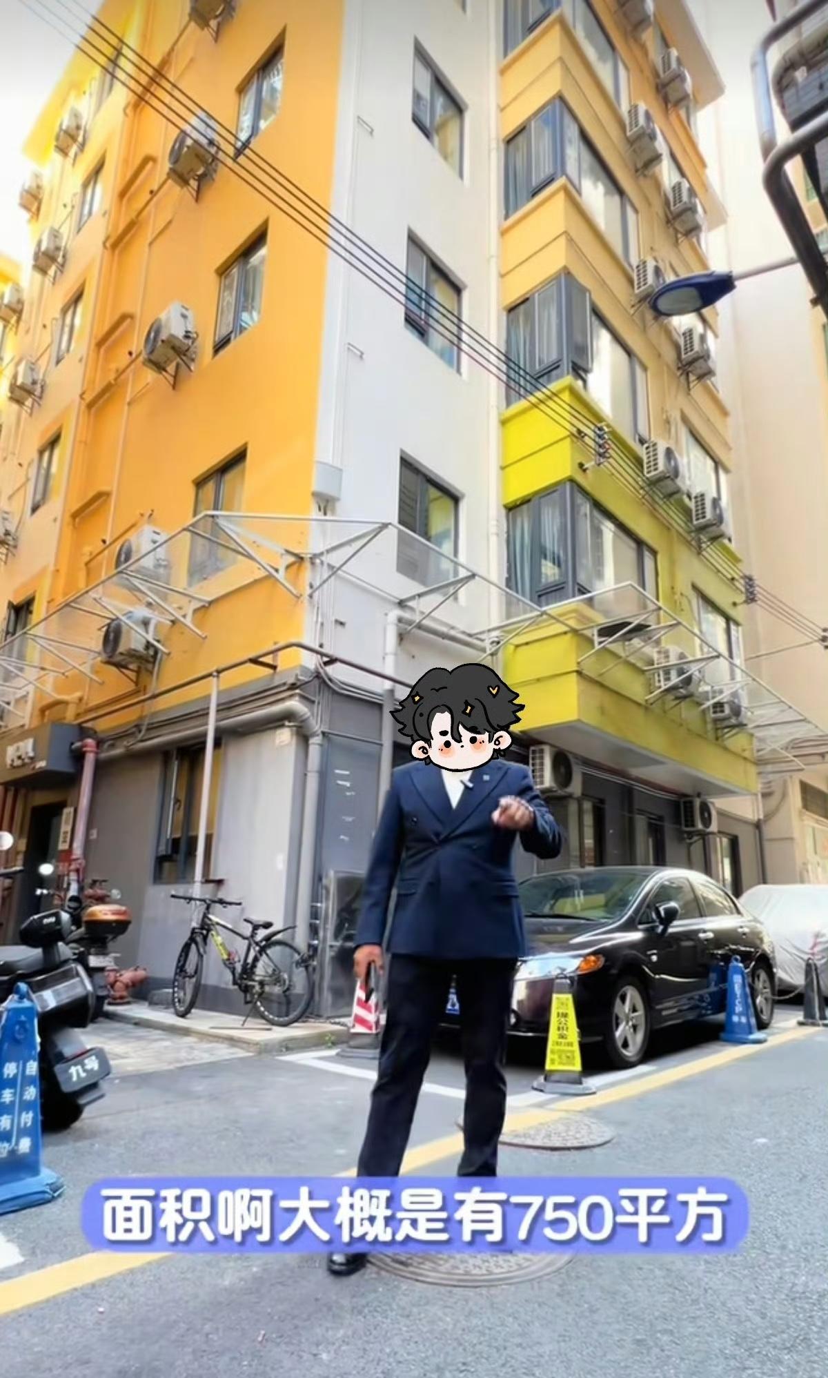 位于深圳龙华大浪的一套750平方的农民房卖了900万，每个月理论上可以收