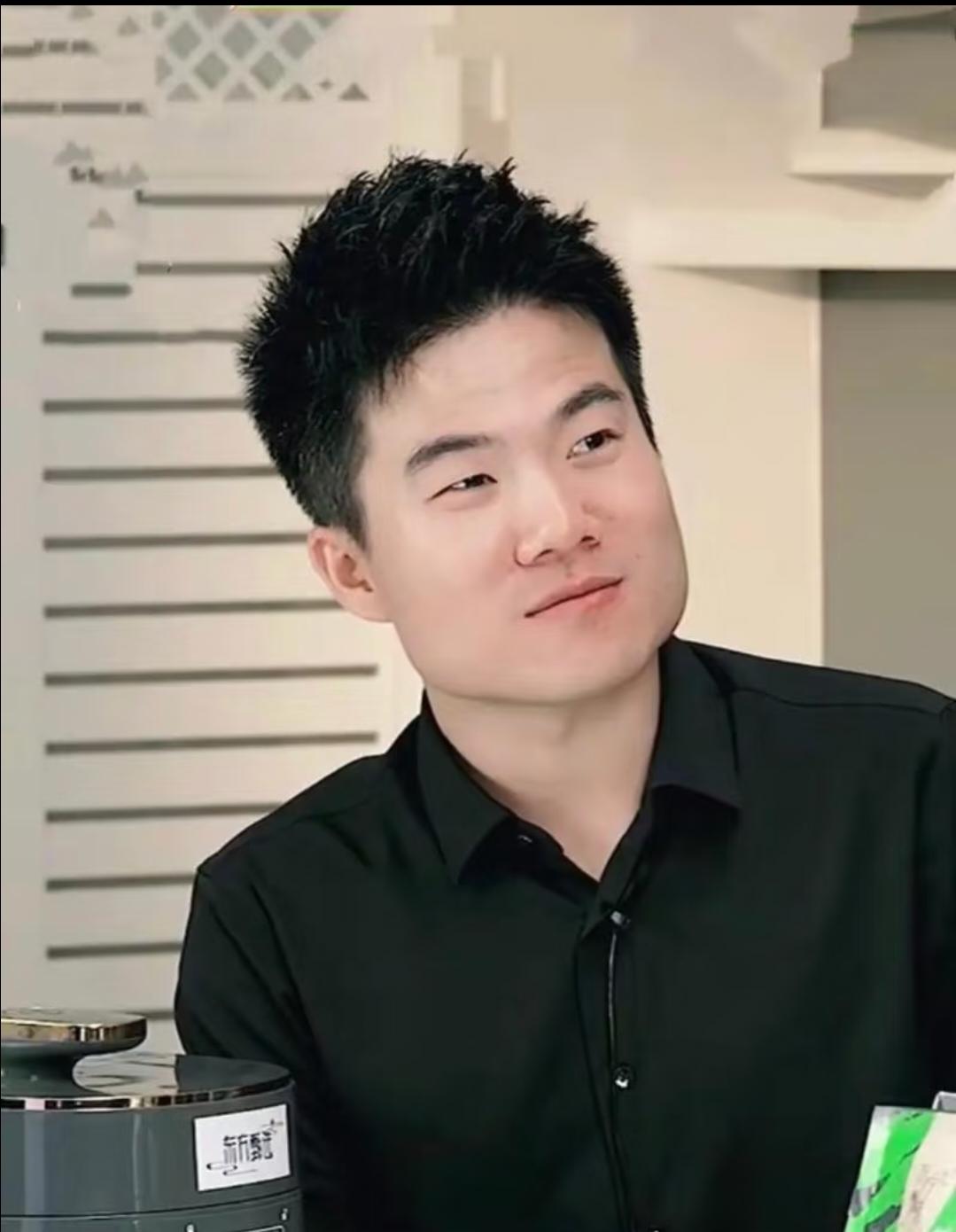 如何培养出董宇辉那样的人才?其实董宇辉，从来不是天生的天才。是读书，磨出
