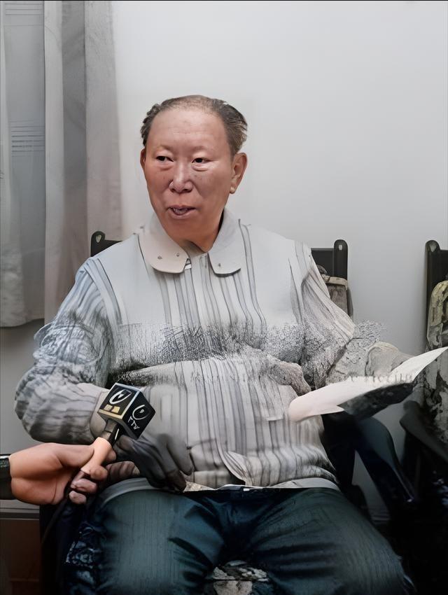 1993年，97岁的薛岳因交不起房租，被台湾银行告上了法庭，面对庭审他不无凄凉地