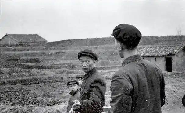 1979年，北京军区司令员秦基伟来到北京301医院，专程来看望一位老领导。未曾