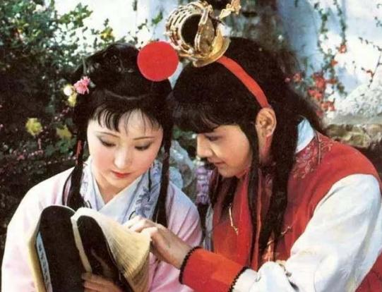 《红楼梦》结尾处，贾府败落后，贾宝玉坐了三年牢后，从牢里面出来，贾宝玉与贾兰奔赴