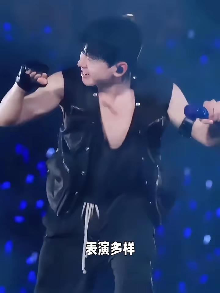 谁能想到，演唱会的热度居然能差出这么大的鸿沟？42岁的张杰拼尽全力连开12场，每