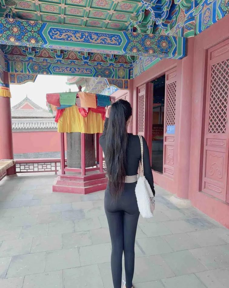 出轨后老公没有离婚而是更爱我这是闺蜜告诉我的！闺蜜出轨了，他老公为什么比以前还
