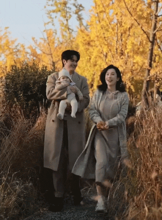 张檬晒秋日全家福：曾经被群嘲的她，如今活成全网羡慕的模样谁能想到，曾经被群