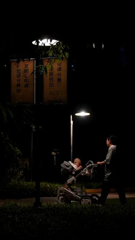 保姆遇到有钱雇主，干了3天连夜跑路：再有钱我也不敢伺候！大家都以为，保姆都