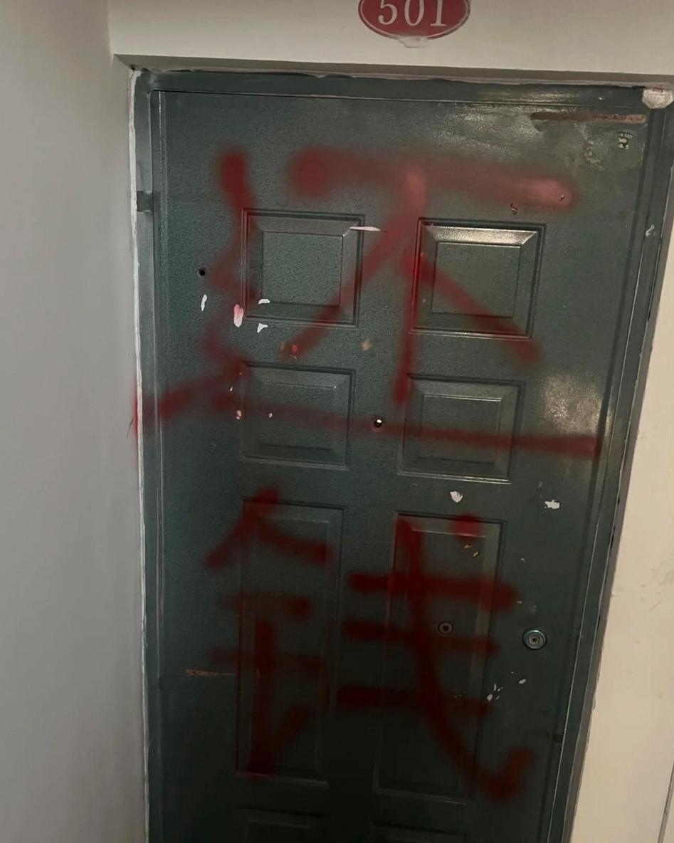 法拍房是忒便宜，跟捡白菜一样，那为什么有人不敢伸手呢？