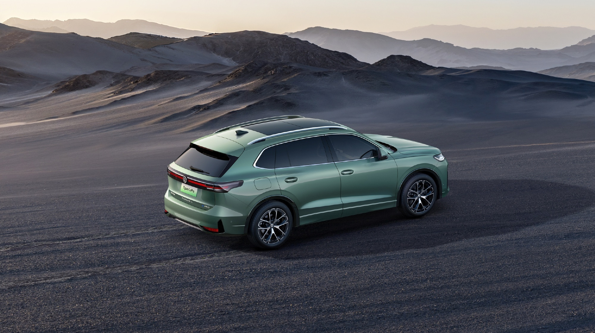 上汽上新中型混动SUV新标杆途观LePro工信部正式亮相以高效混动驾驭从容以