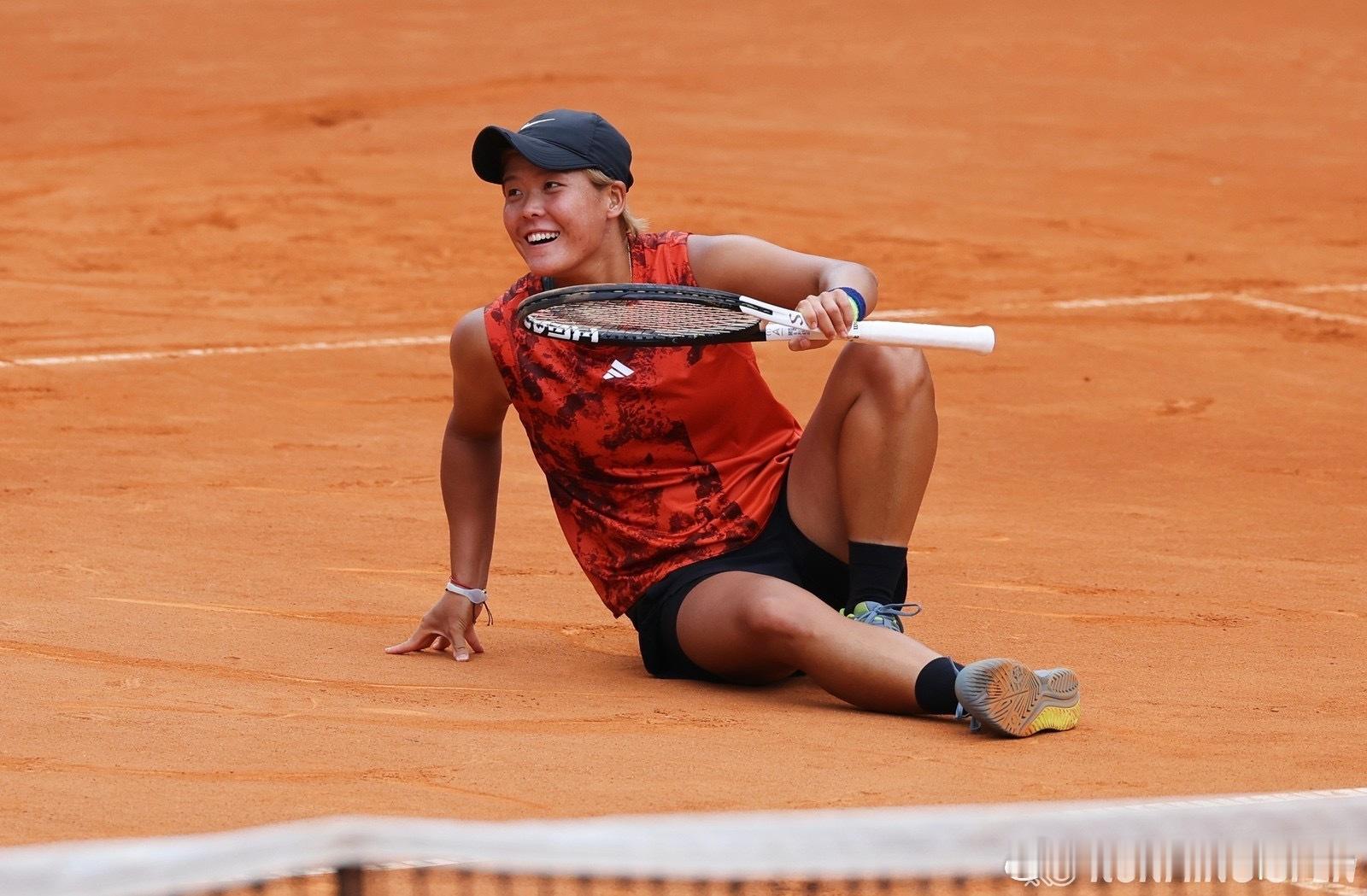 🇨🇳长沙WTA125K女单资格赛决胜轮🇨🇳郭美琪6-0/6-3🇨🇳