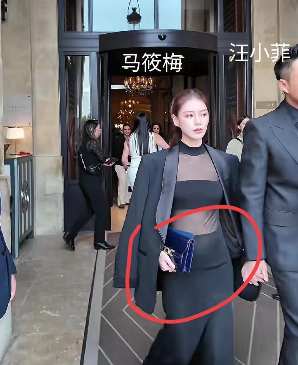 终于不装了，马筱梅孕肚明显，怀孕实锤了！马筱梅发巴黎看秀视频，汪小菲贴身陪同，