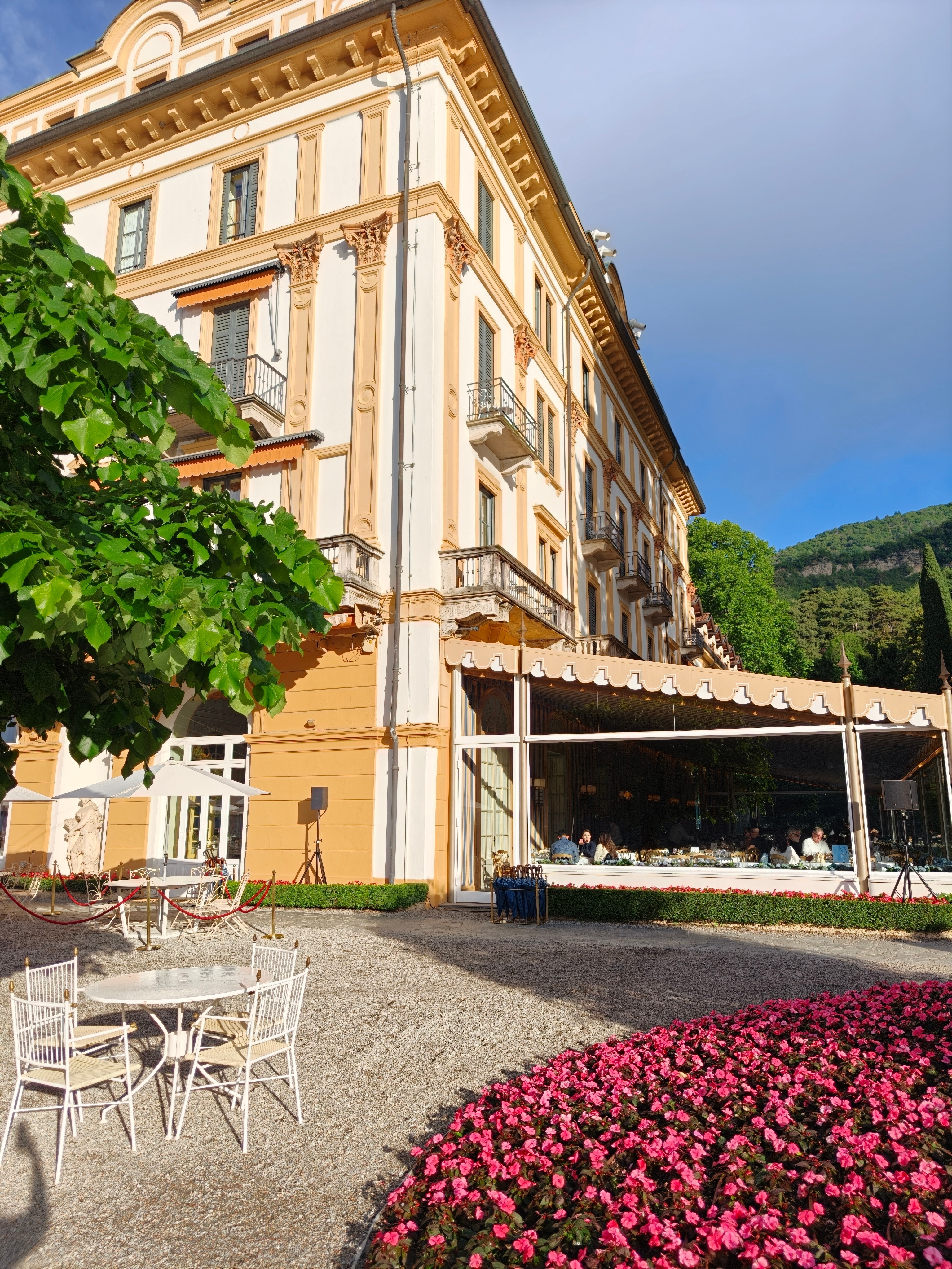 清晨的埃斯特庄园（Villad'Este）满足了我对意大利所有的美好想象。意