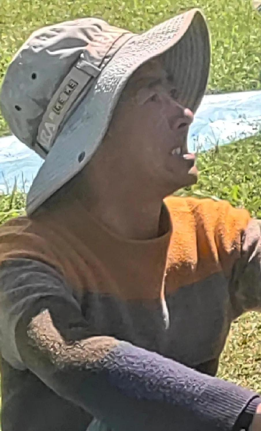 现代放牧人的生活~最近到青海西宁近郊的大山里去浪山野炊，偶遇了一位真正意义上的