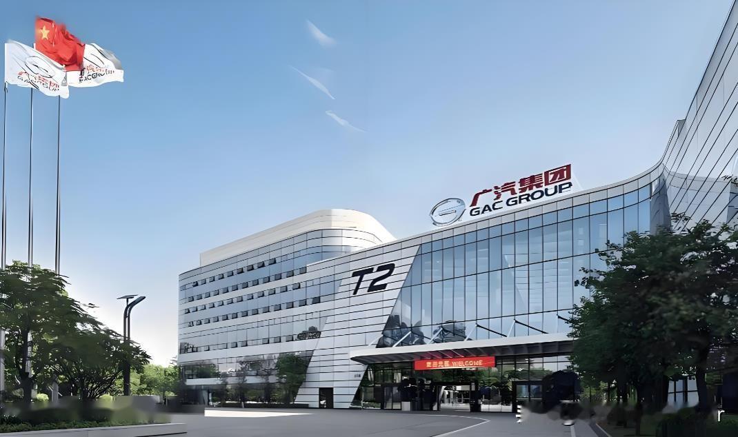 广汽集团一季度亏损13.84亿元，而赛力斯一季度盈利7.5亿元，广汽与赛力斯的反
