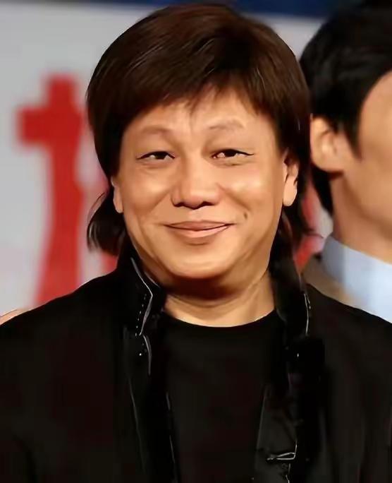 我轻轻的走，正如我轻轻的来，我挥一挥衣袖，不带走一片云彩……一直都能刷到梁小龙先